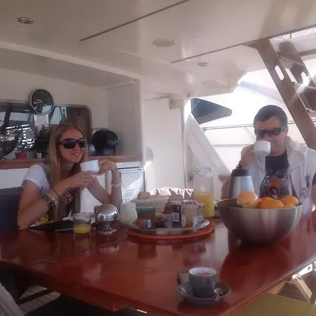 بوتيل Centaura Yacht Classique *
